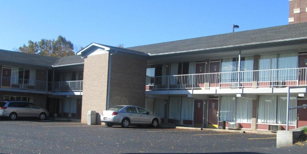 Budgetel Inn & Suites Rockingham Exterior photo