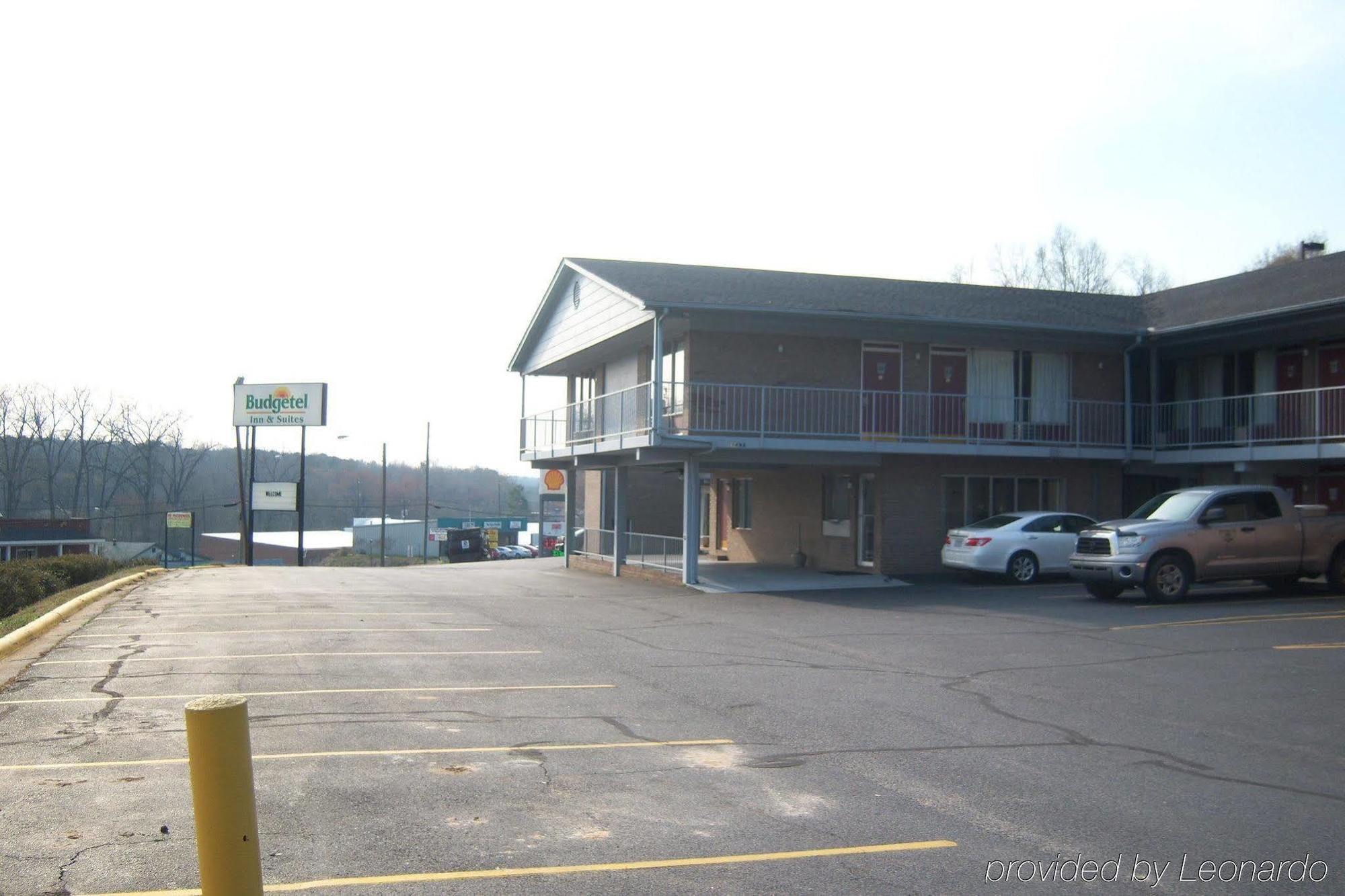 Budgetel Inn & Suites Rockingham Exterior photo